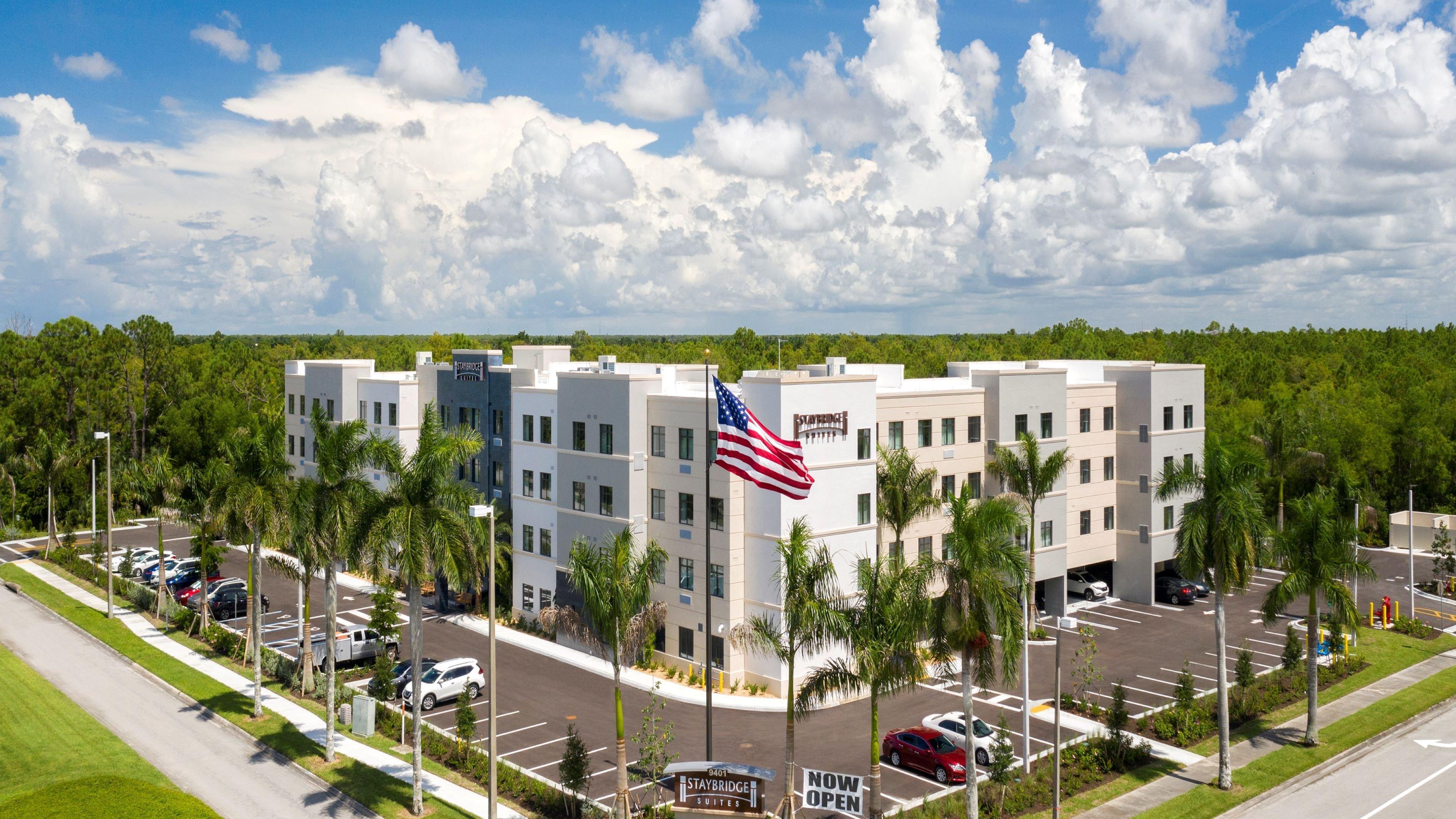 Staybridge Suites - Naples - Marco Island By Ihg Lely Resort Zewnętrze zdjęcie